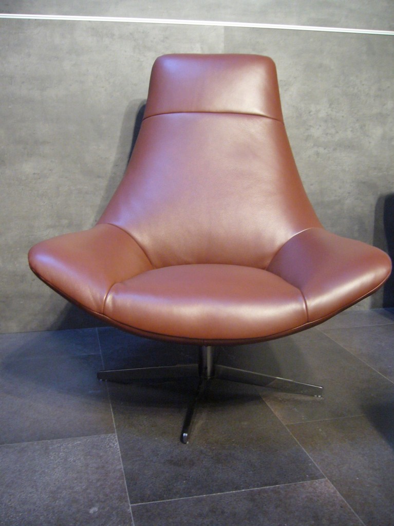 fauteuil-allan-cuir-nature-marrone