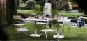 table de jardin TINA carrée 100 cm en métal acier de couleur et en bois massif