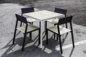 Table CANNES carrée 86 cm pour salon de jardin en métal aluminium de couleur et en bois massif