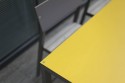 Table CORA rectangle 175 cm pour salon de jardin en métal aluminium de couleur et plateau en HPL