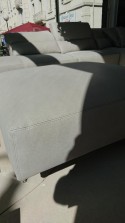 Canapé d'angle gris clair & pouf ABOVE.OCEAN en déstockage