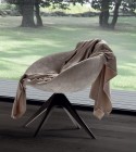 Petit fauteuil rond BASEBALL en cuir, nubuck ou tissu & bois de frêne