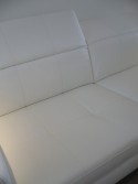 Canapé design minimaliste avec appuis-tête BJBent 2,5 places