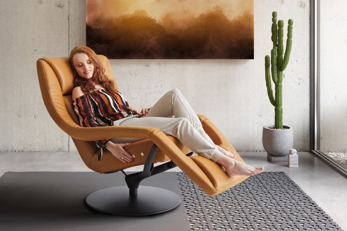 SUPERNOVA3, fauteuil ergonomique pivotant de relaxation électrique