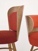 Chaise NATION2 en bois design organique naturel tapissée tissu ou cuir