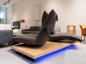 Canapé HYPEnSPACE avec ses deux assises électriques de relaxation pivotantes