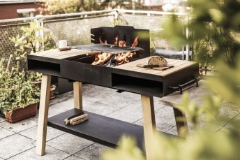 Barbecue grill / cuisine extérieure sur pieds BACK TO FIRE, en bois massif et acier inoxydable