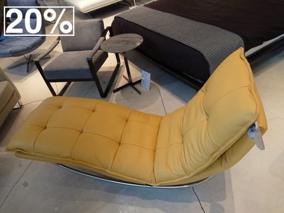 Chaise longue design en cuir jaune safran à bascule SWING-SWING