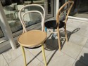 Chaises bistrot en bois courbé collector couleurs spéciales
