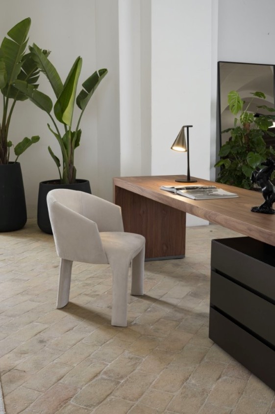 Chaise 0HLORD! design oganique, pieds gainés cuir ou tissu