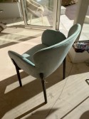 Fauteuil TON GINGER velours bleu pieds hêtre noir