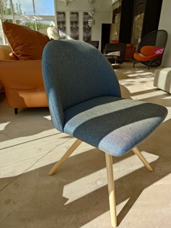 Chaise BLOOM S tissu bleu crisp