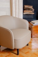 COZY, fauteuil lounge dossier bas cuir ou tissu, piètement bois ou pivotant en métal