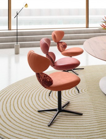 Chaise pivotante BANANA design organique cuir ou tissu ou bi matière