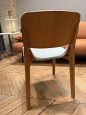 Chaise LEAF bois massif de chêne, teinte naturelle huilée, tapissée en tissu Softlen bleu ciel