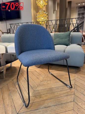Chaise BLOOM S tissu bleu, pieds luges noirs